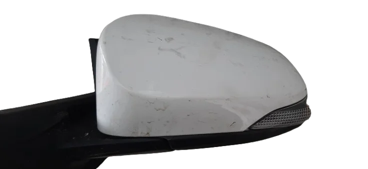 Cena promocyjna TOYOTA YARIS III LIFT 16R 5D LUSTERKO LEWY PRZÓD 5 PIN 8004-201