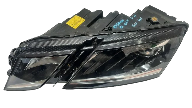 Sprawdź teraz SKODA OCTAVIA III LIFT LAMPA LEWY PRZÓD 5E1941015E FULL LED