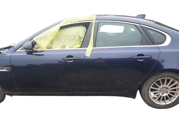 JAGUAR XF II 17R SEDAN DRZWI LEWY TYŁ KOMPLETNE Popularny