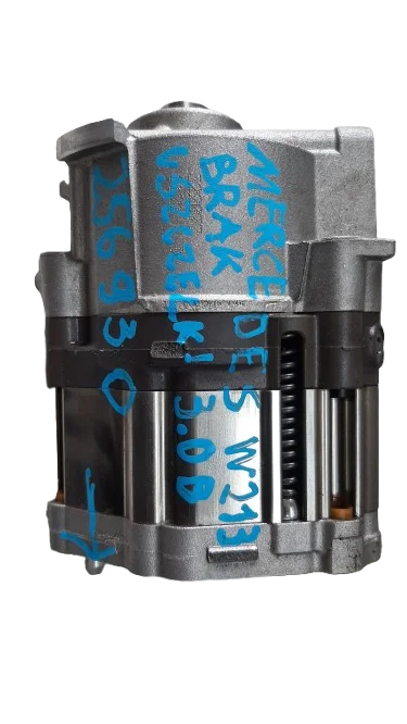 Szybka dostawa MERCEDES W213 3.0 B 256.930 POMPA OLEJU A6541802501