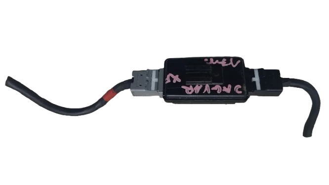 Niska cena JAGUAR XF 17R 2.0 D MODUŁ USB FW93-19010-CA