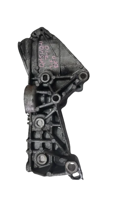 Cena promocyjna NISSAN QASHQAI J10 1.5 DCI ŁAPA ALTERNATORA 8200669495