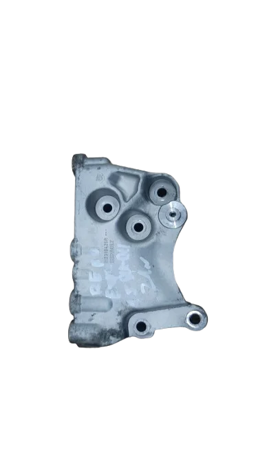 Wyprzedaż RENAULT EXPRESS 1.5 BLUEDCI ŁAPA SILNIKA 112318425R
