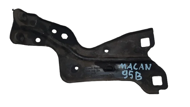 Hit cenowy MACAN 95B GTS 3.0 V6 WSPORNIK MOCOWANIE PASA 95B807334