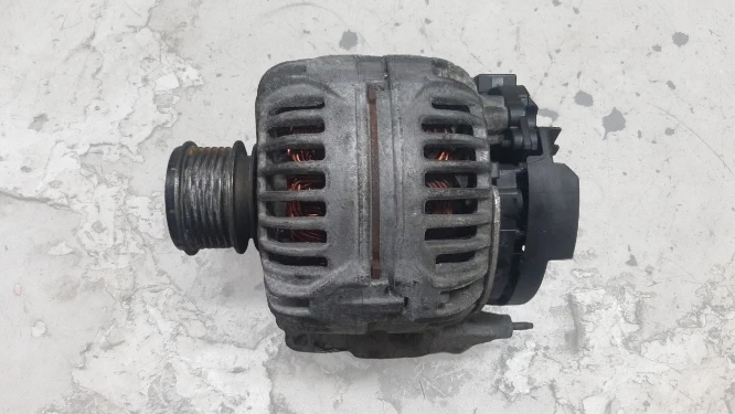 VW PASSAT B6 2.0 TDI ALTERNATOR 06F903023F Ograniczona ilość