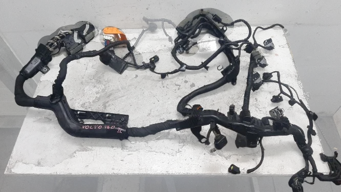 Bezpieczna płatność VOLVO V60 II 18R- 2.0 D4 WIĄZKA INSTALACJA SILNIKA 31450238
