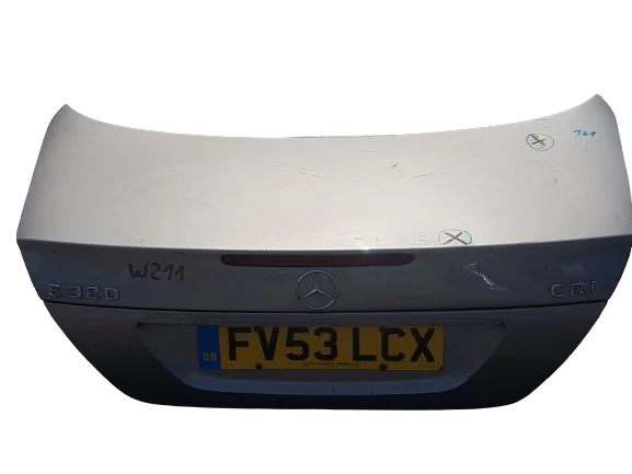Darmowy zwrot MERCEDES W211 KLAPA TYŁ TYLNA