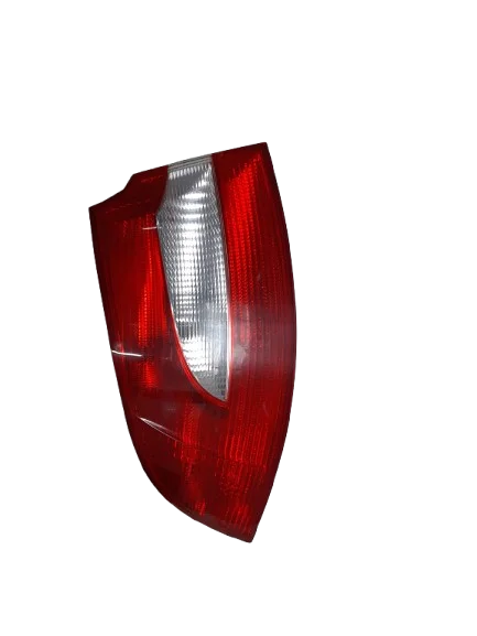 SKODA SUPERB II SEDAN LAMPA LEWY TYŁ 3T5945095 Ostatnia szansa
