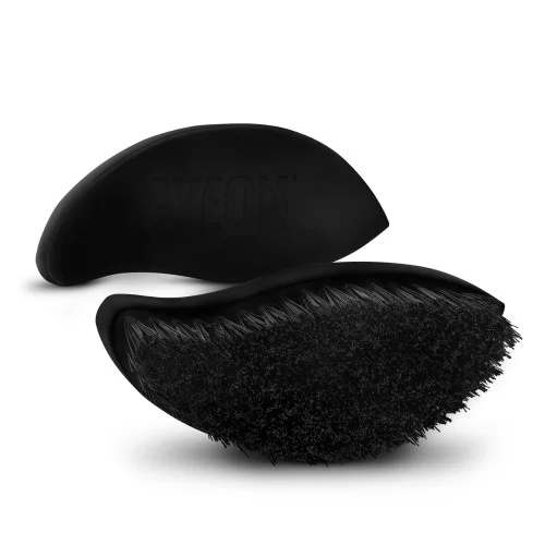 Gyeon Q2M Tire Brush - szczoteczka do czyszczenia opon Dostępne od ręki